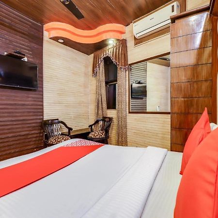 Hotel Roma Deluxe - New Delhi Railway Station المظهر الخارجي الصورة
