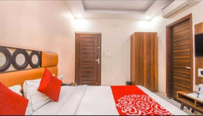 Hotel Roma Deluxe - New Delhi Railway Station المظهر الخارجي الصورة
