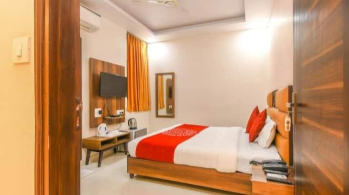 Hotel Roma Deluxe - New Delhi Railway Station المظهر الخارجي الصورة