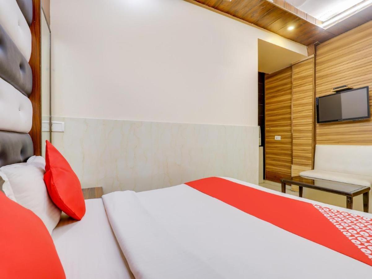 Hotel Roma Deluxe - New Delhi Railway Station المظهر الخارجي الصورة